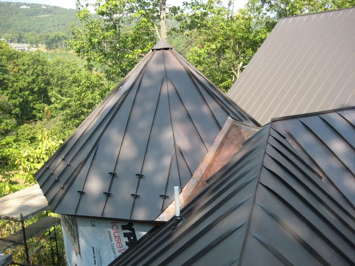 Professional Roof Tarp Installation by Craftsman Roofing in Country Acres