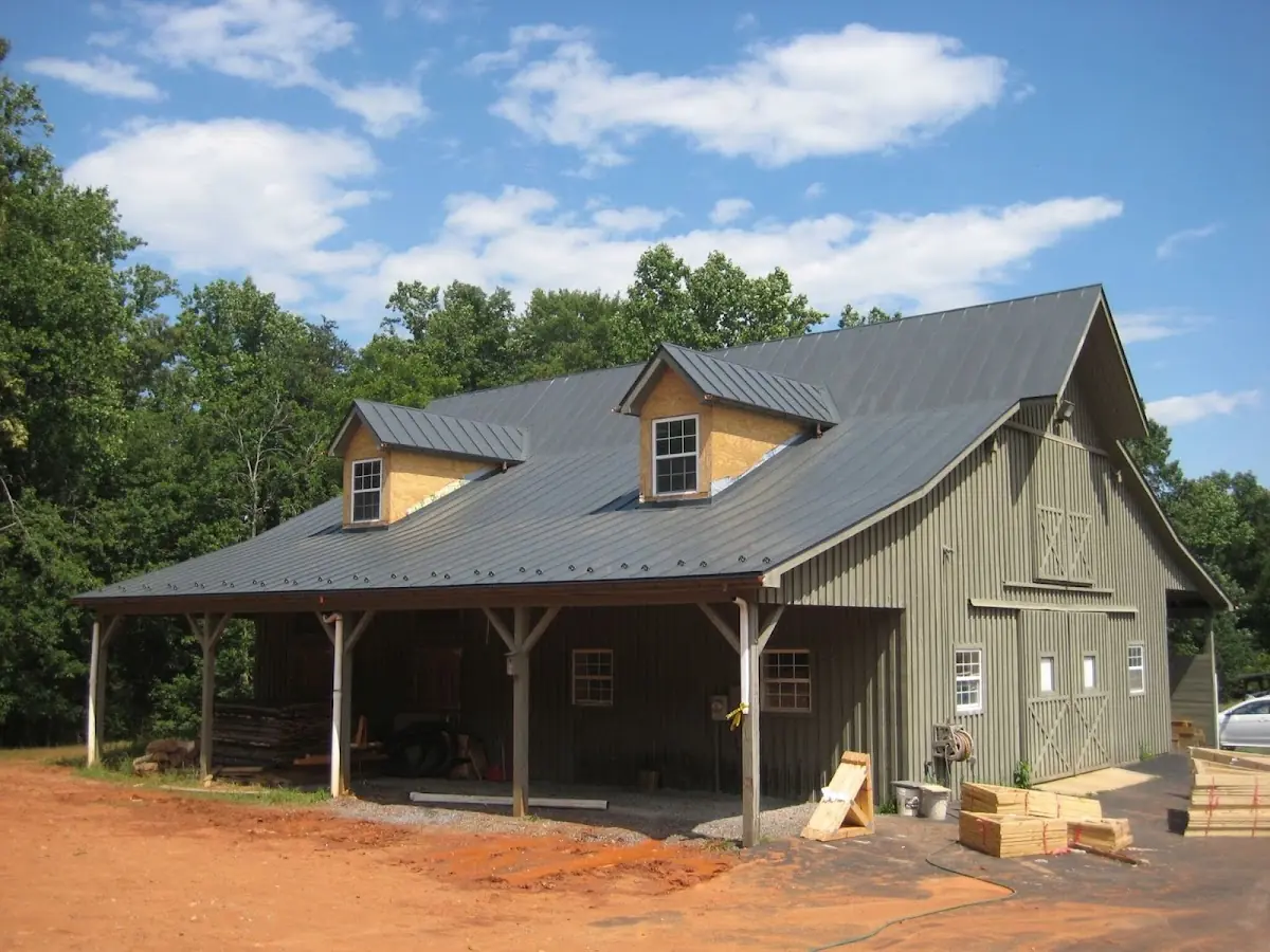 Expert Metal Roof Repair workmanship in Country Acres